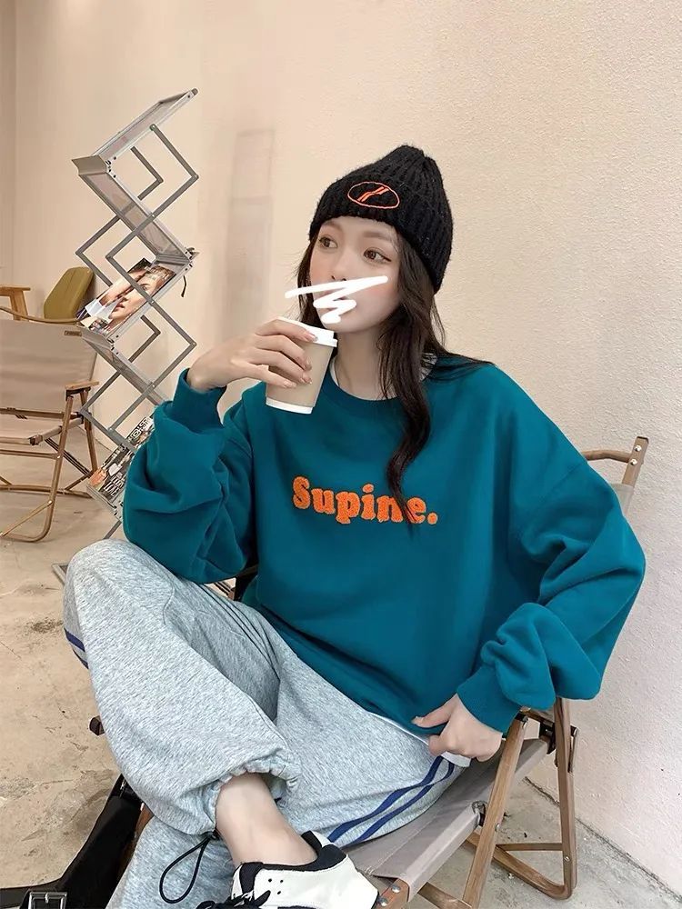 卫衣|卫衣+裙子，卫衣+衬衫，初秋这样穿太好看了