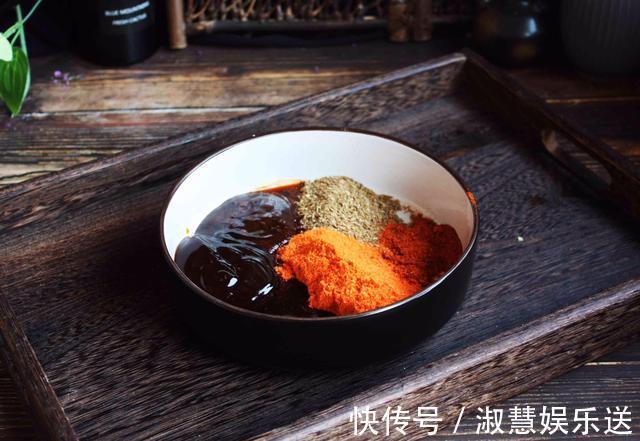 雪梨|清甜雪梨烤奥尔良黑椒童子鸡,步骤超细,照着做基本零失败