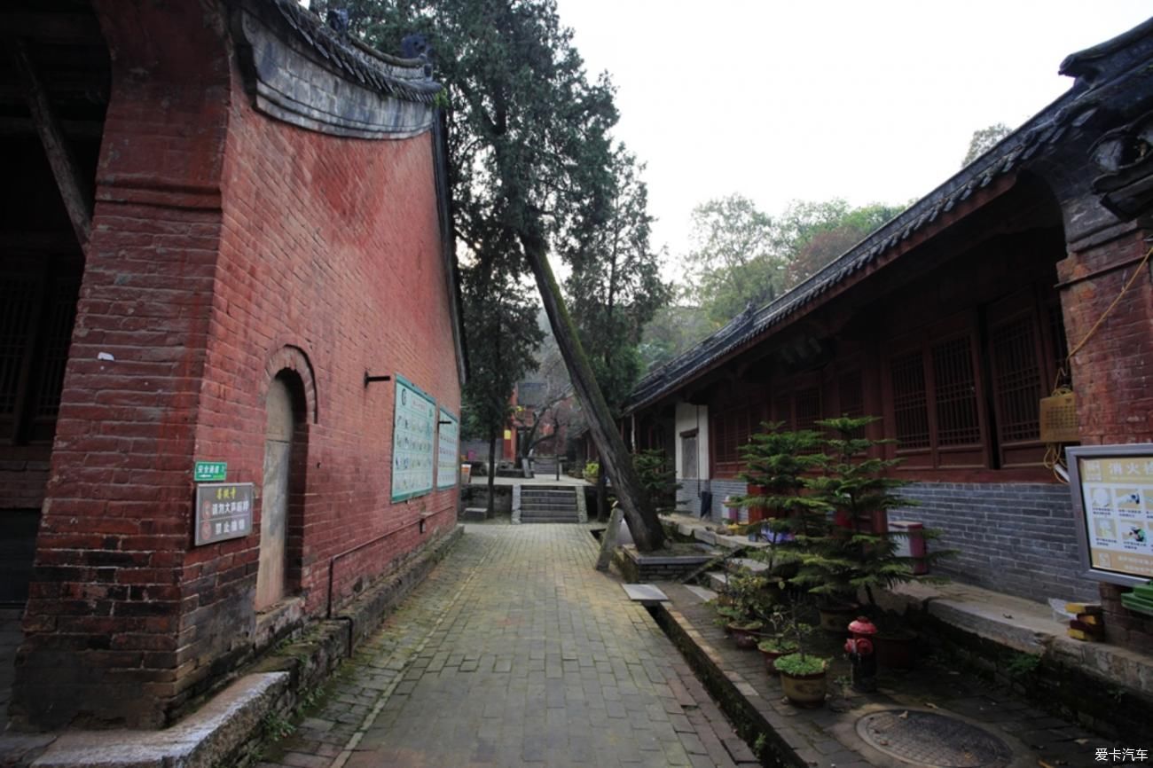 镇平菩提寺