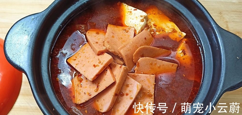 天冷了，这道“麻辣血旺”做来吃，太过瘾，汤汁拌饭都能吃2碗