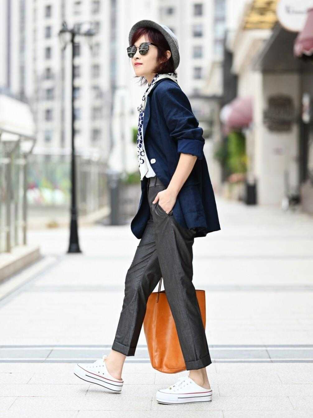 衣服|35岁、50岁怎么穿才高级减龄?学会基础款搭配方法,优雅大气
