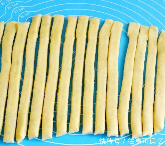 非油炸小麻花,香酥可口,不油腻,好吃到停不下来
