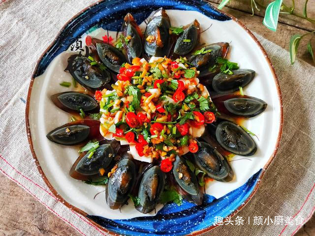 散花|切皮蛋时,万万别直接下刀切,多加这一步,不沾刀、不散花