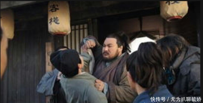 大战|岳飞回家路上遇牛皋,两人大战一场结为兄弟,真是不打不相识