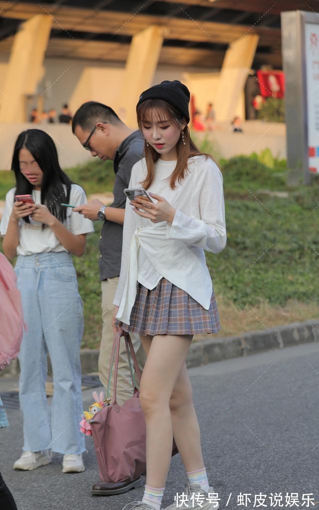 紧身裤|软打底裤，展现技巧之美，时尚帅气迷人