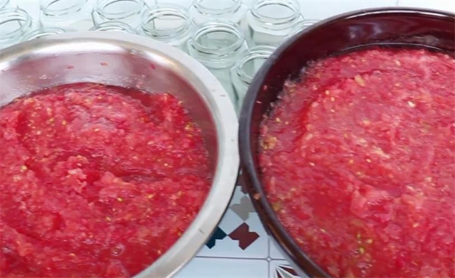 自制|教你在家自制西红柿酱,味道鲜美,做法简单,放一年不怕坏