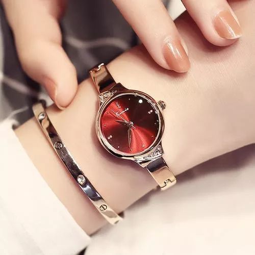 孔雀石|时间的魅力，有时就在你的手腕