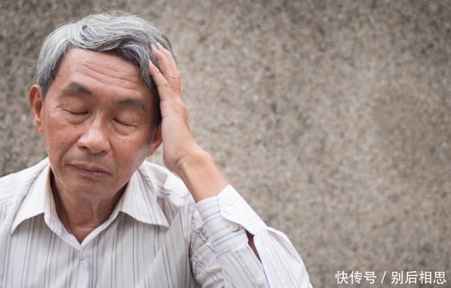 助长|想要降血脂,远离助长“三高”的食物,两类食材列出来了,少吃