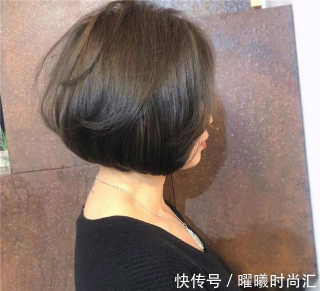 纹理 到了40岁的“家庭妇女”，有白发的剪这些发型，时髦减龄又气质
