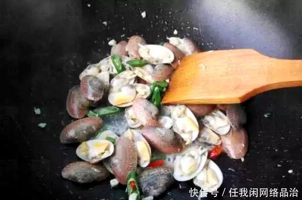 干净|炒花蛤前这样做, 炒出的花蛤既干净又好吃, 一上桌就被抢光