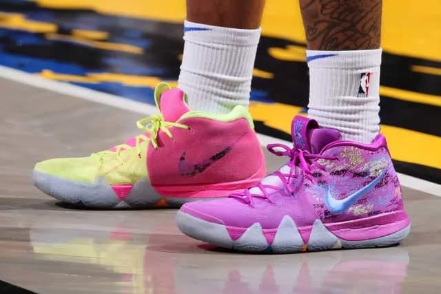 NBA球员上脚：Kobe9全明星配色，范乔丹的闪击7很帅