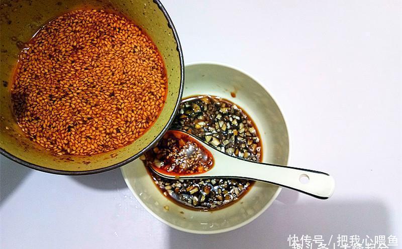 五元钱鸡胸肉做成待客菜,酸辣微甜回味足,上桌秒光