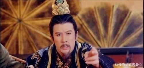 宰相写“青鹅”二字却被斩杀,众人不解,武则天:把字拆开看看!