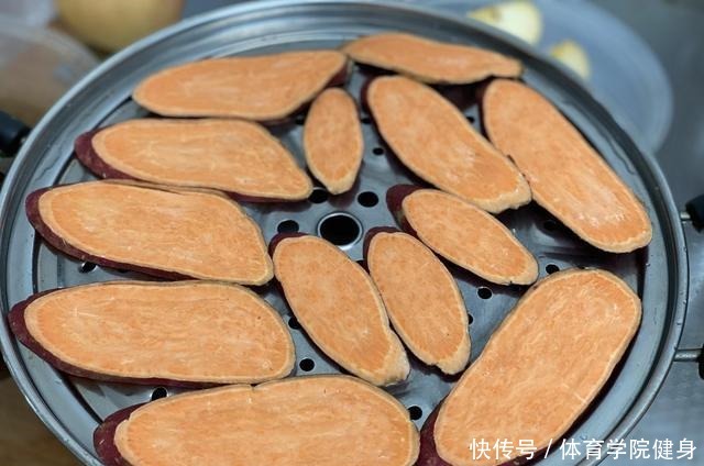 秋分后，遇到这食材别错过，蒸一蒸晒一晒就能吃，追剧少不了