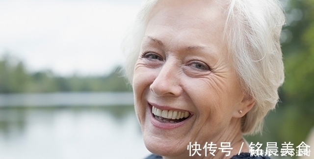 生活习惯|94岁老太养肝经验,不想短命,晚上3“恶习”1个都别有