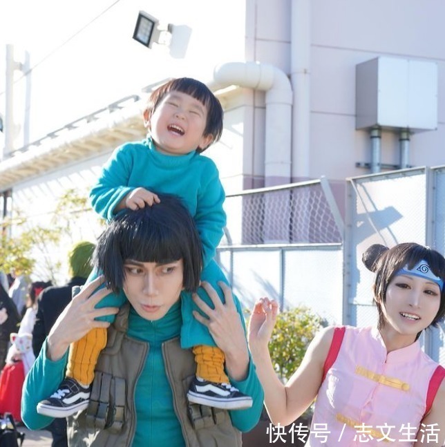 面对镜头|夫妇变闺蜜？一家三口玩cosplay，结果爸爸成了女装大佬