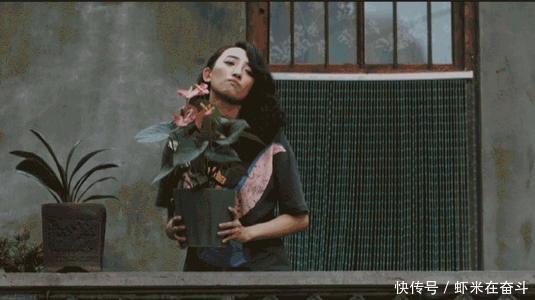 小说|《装台》人设立不住的菊:她在小说里的这3个特点,真的不应该改