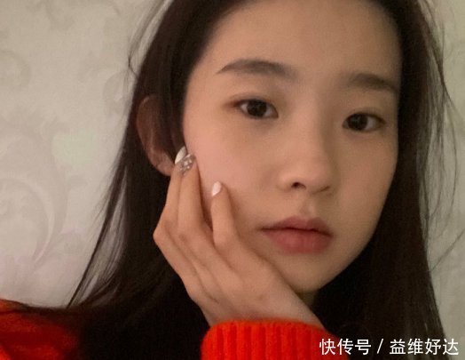 硬糖|硬糖成员美甲,陈卓璇黑白配,看到希林娜依:不配拥有!