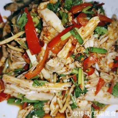 麻辣手撕鸡|有了麻辣手撕鸡（超级下饭），老公每天多吃一碗饭