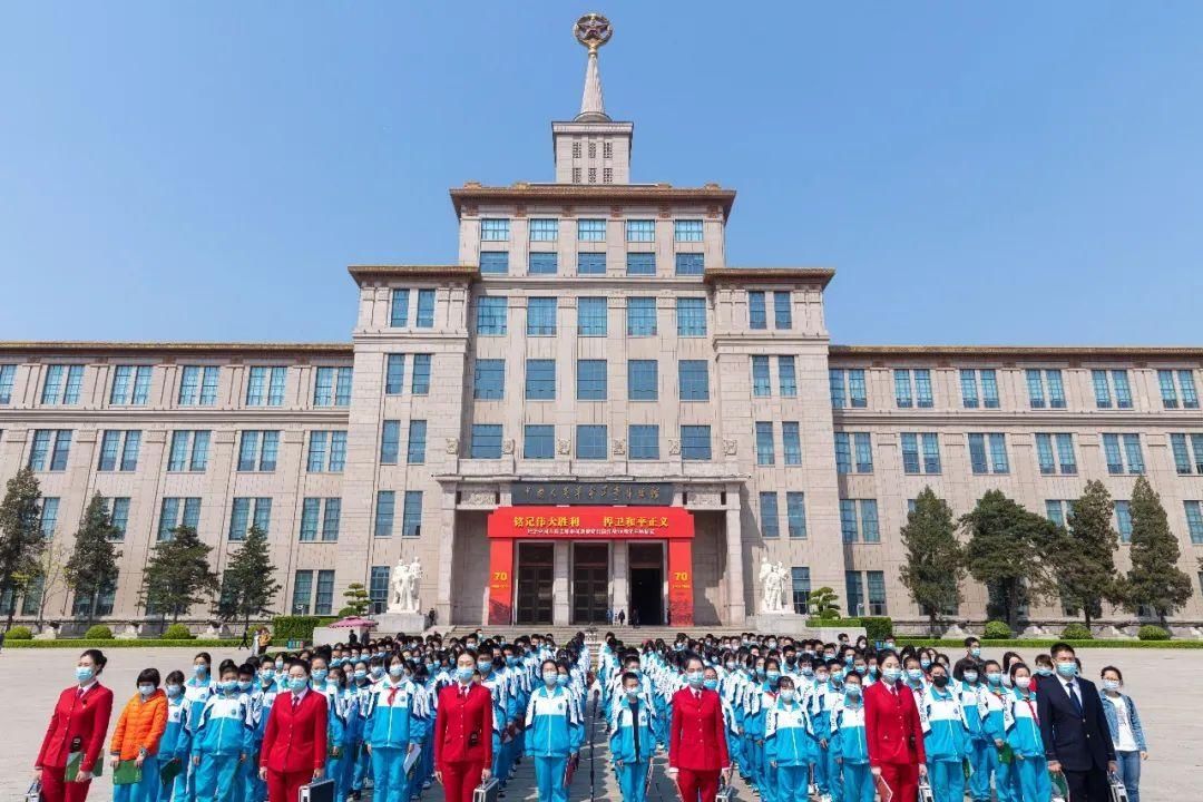 艺术节|文明校园丨春风化雨德树人 润物无声助成长 ——北京市第一〇一中学怀柔分校未成年人思想道德建设工作侧记