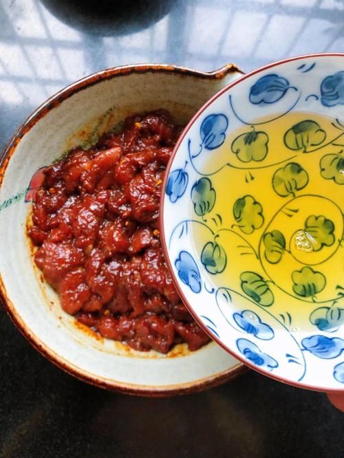 牛肉这样做，鲜香嫩滑爆下饭！上桌就抢光！