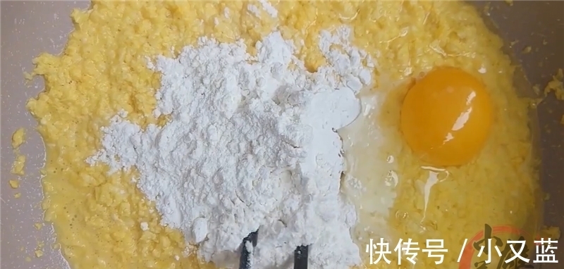 玉米饼|1根玉米,1个鸡蛋简单一做,比炒的好吃,比煮的简单,每次吃不够