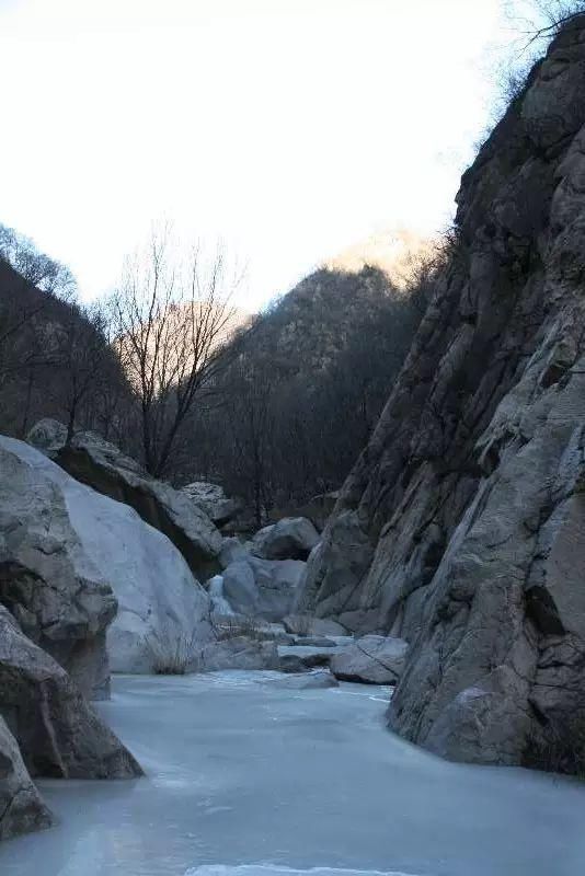 荒野|这里是荒野冰河的原始风光！走冰，就去穿越京郊这条峡谷！