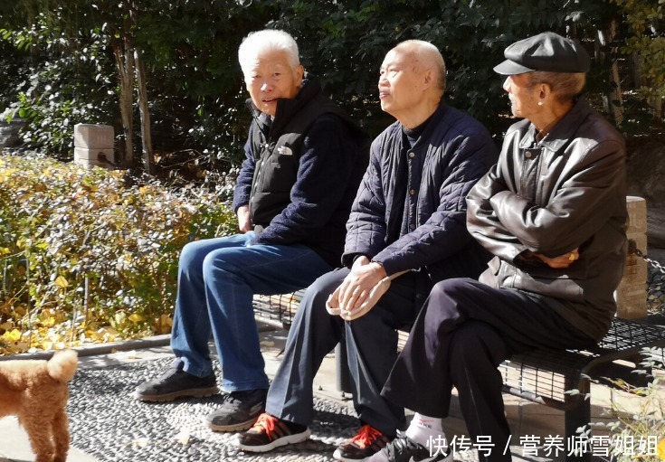 60岁后，为了健康，坚持三慢，多补三物，做好三