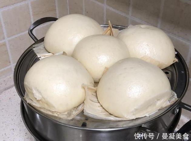 我家发面时只放“这2样”10分钟发满盆，蒸出的馒头比买的还好吃