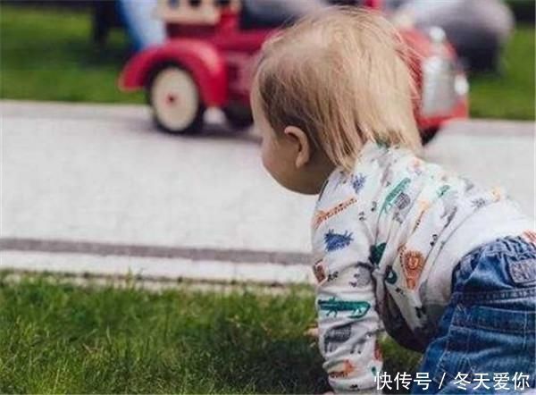 孩子|“妈妈你为什么有小翅膀”,女儿洗澡时质问妈妈,宝妈机智应答