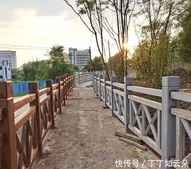 预算|仿古水泥护栏,仿木纹水泥栏杆图片,水泥仿木纹护栏厂家价格预算!