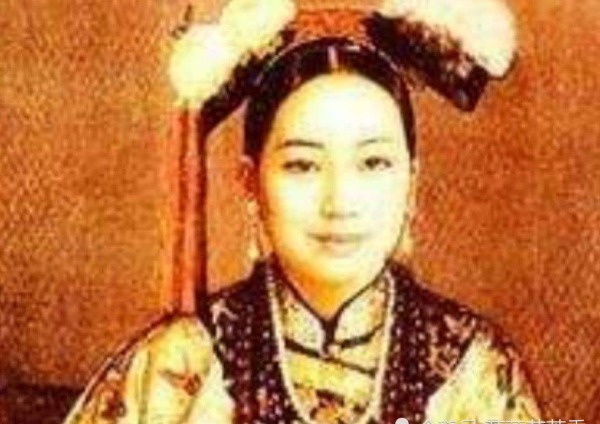 赞叹|专家复原慈禧18岁照片,网友看后都赞叹,不愧是大清第一美女