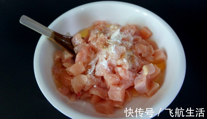 山东巡抚|在家也能做出饭店味道的宫保鸡丁，下饭好吃，味道赞