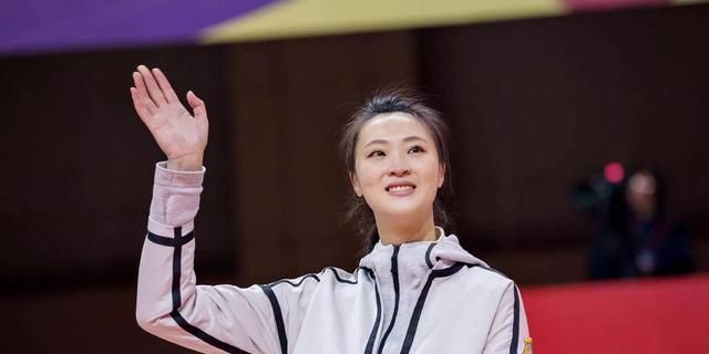 主攻|牛!排协选拔人才出新招,郎平爱徒走上新职位,最美主攻身兼两职