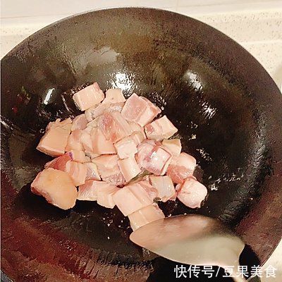 烧肉|我奶奶教我的萝卜烧肉的技巧，一定要加它才好吃