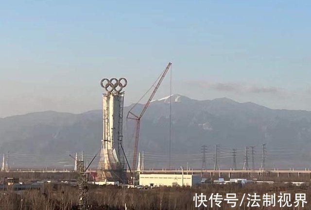塔顶|120米高空拼接奥运五环，误差不超2毫米，怎么做到的?