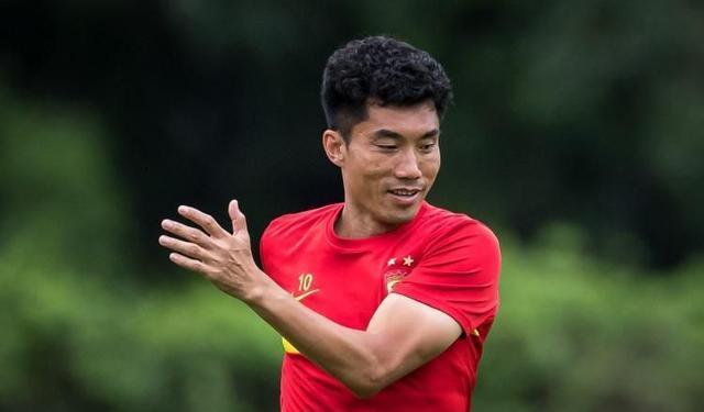 足球报|反转!中超传来重要信息:广州队传来1喜讯,郑智成大赢家