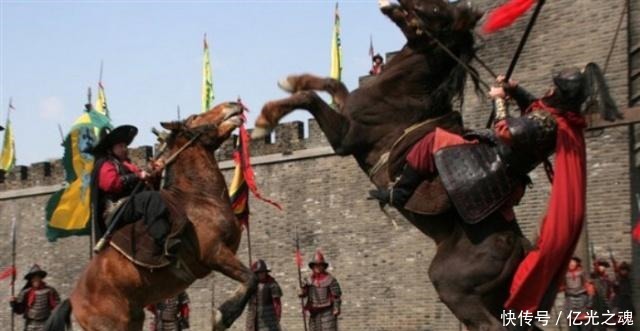 好汉|方腊麾下大将,一连杀了5个好汉,见到关胜后,为何他掉头就跑!