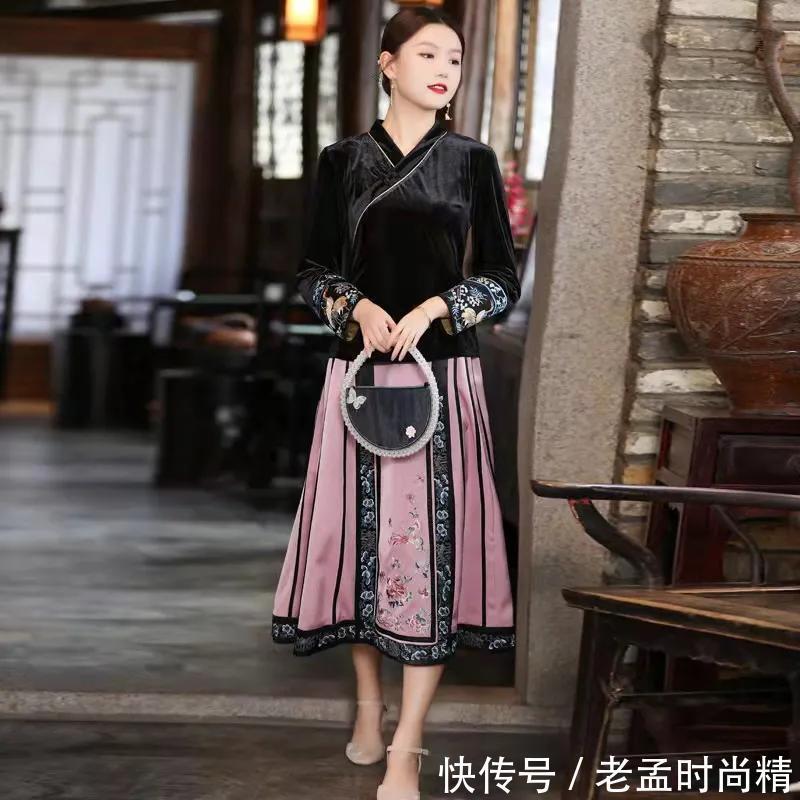 与众不同|深度解析两件套旗袍,自在体验生活的穿着舒适原生态,与众不同!