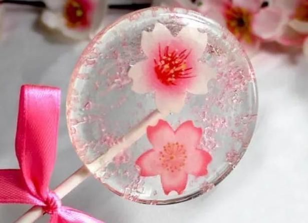 格外|让男生“尴了个尬”的4种零食,尤其是第四种,女生却格外的喜欢