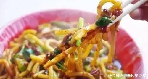 馕坑里面|来到乌鲁木齐,一定要吃的6道美食,不吃你就白来了!