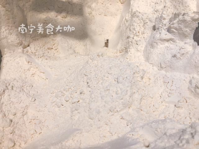 面粉的起筋|买面粉时,看准了这3行字再买,要不然买回家才发现放了添加剂