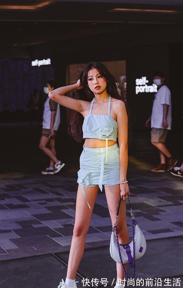 自信心 注重穿衣方面的搭配技巧,从细节入手,你可以看见时尚的全貌!