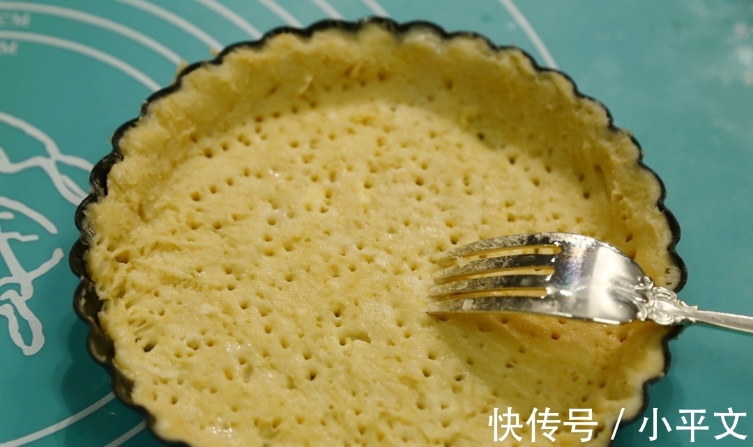 披萨|一块南瓜,一杯面粉,比蛋糕好吃,比披萨还香,新手也零失败!