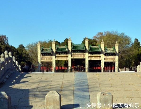 堪比|袁世凯墓地照片,气象恢弘堪比皇陵,最终也差点命名为陵