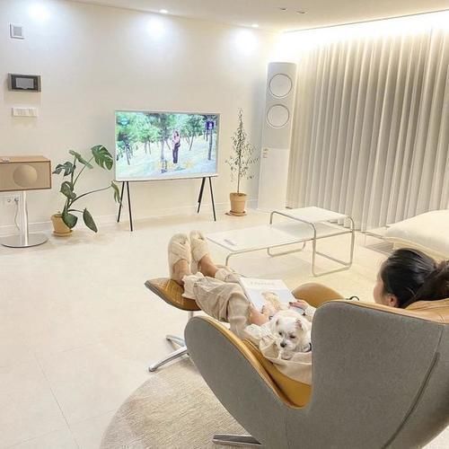 人心情|一个人的极简生活!98平的小房被她布置成精致小窝,引上千人围观