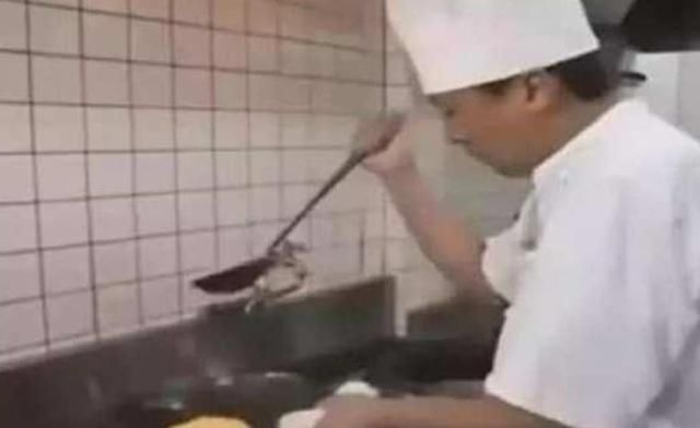 外国厨师|这道菜是无数厨师的“噩梦”,很少有厨师敢做,因做这玩意太废锅