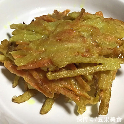 胡萝卜丝|网红好吃的土豆饼，简单快手超美味