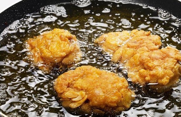 子宫|103岁老人,子宫年轻如60,医生称赞:这3食物从不碰,做得好