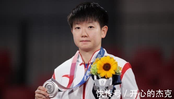 乒乓球|大方谦虚！孙颖莎说伊藤美诚很优秀：她有很多优点值得学习